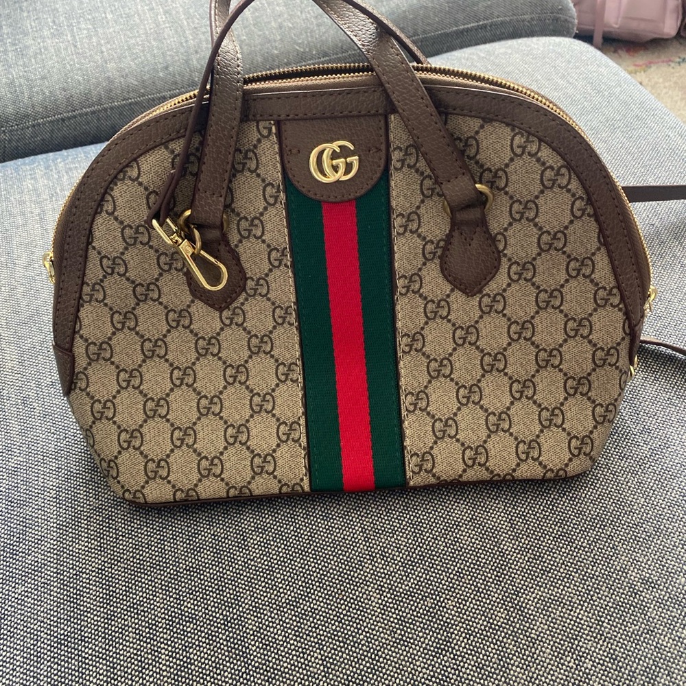 Gucci purse